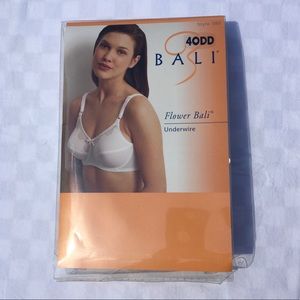 NWT VTG 90s Bali Flower Embroidered Underwire Bra, 40DD